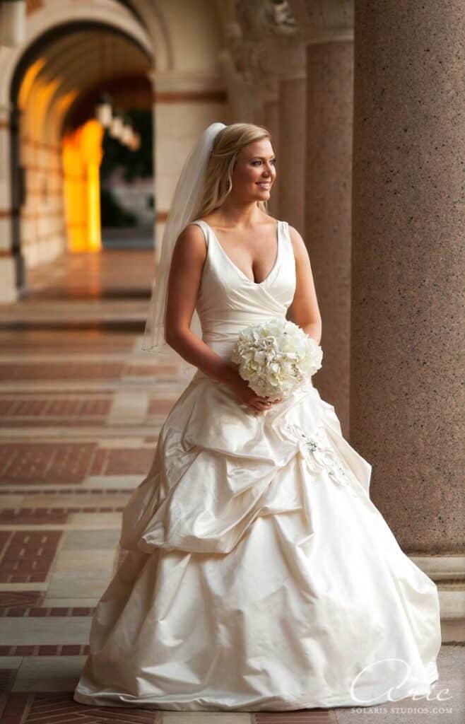 Bride portrait by Aric Hoek, a Houston wedding photographer